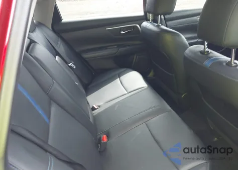 2018 Nissan Altima 2.5 Sr z USA, uszkodzony, nr VIN 1N4AL3AP2JC473705